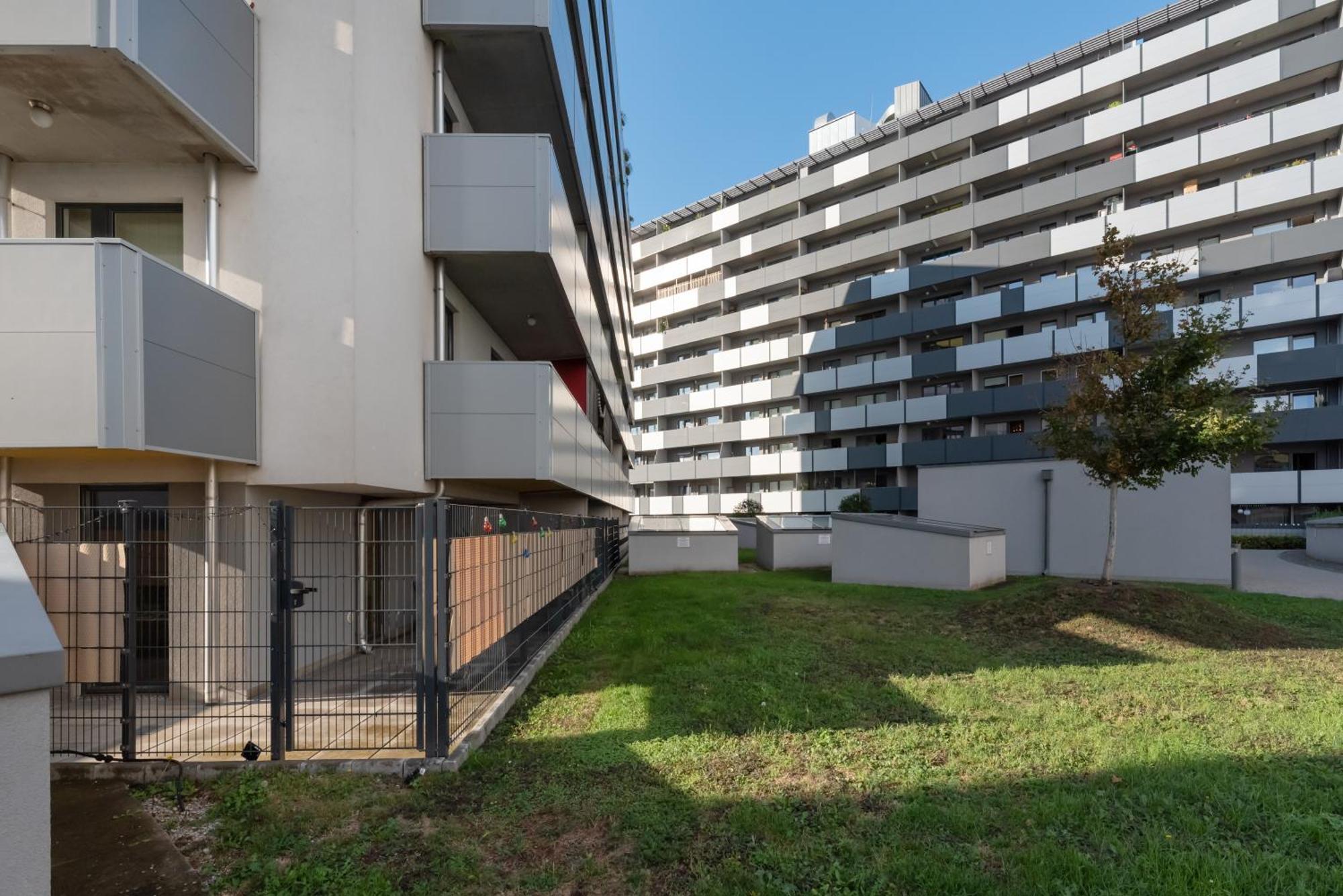 Sweet - 20 Minuten Ins Zentrum Und Garage * Vienne