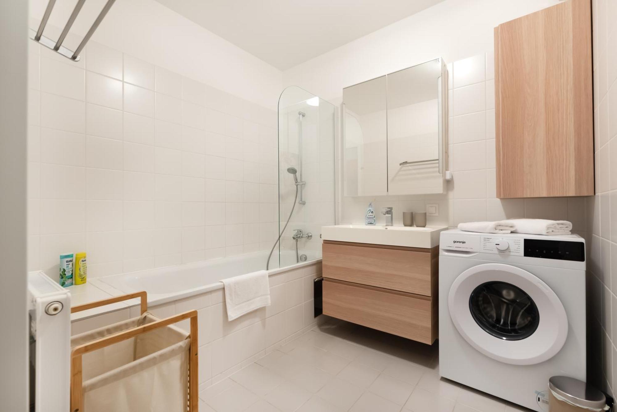 Sweet - 20 Minuten Ins Zentrum Und Garage * Vienne